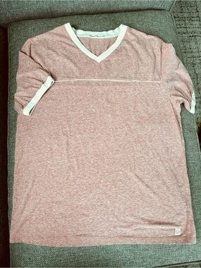 Marine Layer Re-Spun Heathered Dusty Rose V-Neck with White Trim